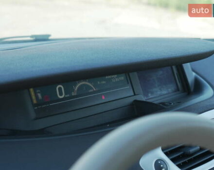 Серый Рено Гранд Сценик, объемом двигателя 1.87 л и пробегом 319 тыс. км за 7900 $, фото 26 на Automoto.ua