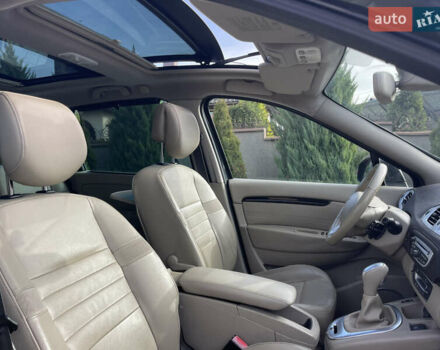 Серый Рено Гранд Сценик, объемом двигателя 1.5 л и пробегом 300 тыс. км за 5999 $, фото 77 на Automoto.ua