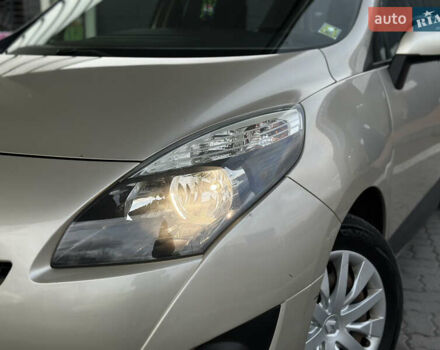 Серый Рено Гранд Сценик, объемом двигателя 1.5 л и пробегом 197 тыс. км за 6950 $, фото 15 на Automoto.ua