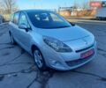 Серый Рено Гранд Сценик, объемом двигателя 1.5 л и пробегом 210 тыс. км за 7550 $, фото 1 на Automoto.ua