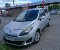 Сірий Рено Гранд Сценік, об'ємом двигуна 1.87 л та пробігом 250 тис. км за 6800 $, фото 1 на Automoto.ua