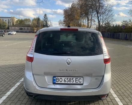 Серый Рено Гранд Сценик, объемом двигателя 1.87 л и пробегом 324 тыс. км за 5700 $, фото 1 на Automoto.ua