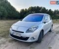 Серый Рено Гранд Сценик, объемом двигателя 1.5 л и пробегом 300 тыс. км за 7400 $, фото 6 на Automoto.ua