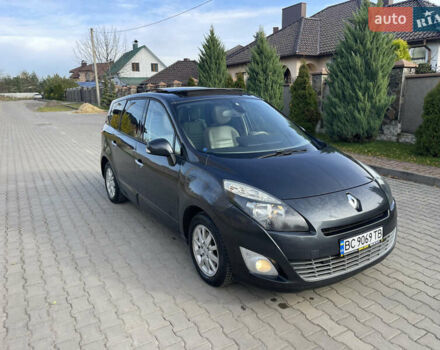 Серый Рено Гранд Сценик, объемом двигателя 1.5 л и пробегом 300 тыс. км за 5999 $, фото 23 на Automoto.ua