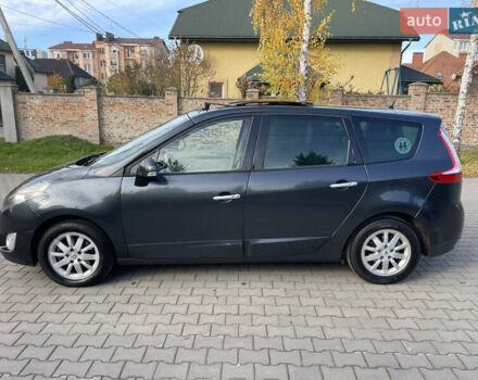 Серый Рено Гранд Сценик, объемом двигателя 1.5 л и пробегом 300 тыс. км за 5999 $, фото 32 на Automoto.ua