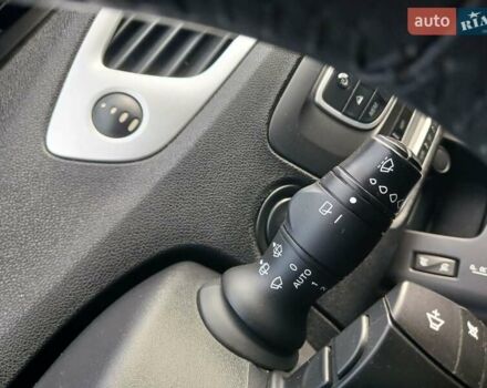 Серый Рено Гранд Сценик, объемом двигателя 1.5 л и пробегом 188 тыс. км за 8300 $, фото 16 на Automoto.ua