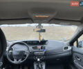 Серый Рено Гранд Сценик, объемом двигателя 1.46 л и пробегом 256 тыс. км за 6000 $, фото 16 на Automoto.ua
