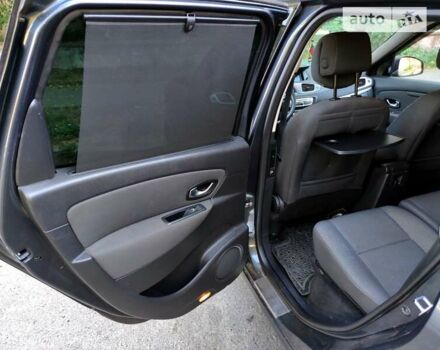 Серый Рено Гранд Сценик, объемом двигателя 1.4 л и пробегом 247 тыс. км за 7200 $, фото 15 на Automoto.ua