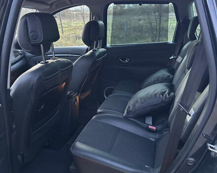 Серый Рено Гранд Сценик, объемом двигателя 1.5 л и пробегом 305 тыс. км за 7200 $, фото 11 на Automoto.ua