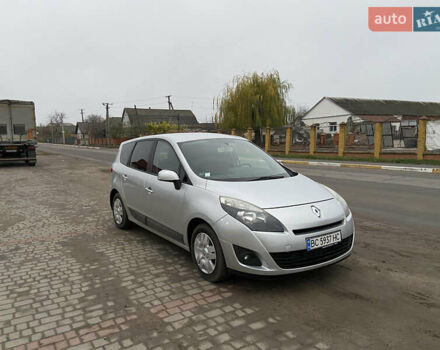 Серый Рено Гранд Сценик, объемом двигателя 1.46 л и пробегом 284 тыс. км за 5950 $, фото 5 на Automoto.ua