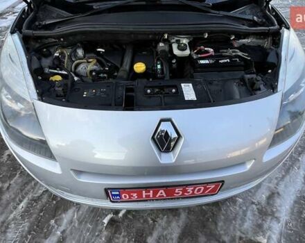 Сірий Рено Гранд Сценік, об'ємом двигуна 1.5 л та пробігом 392 тис. км за 7900 $, фото 3 на Automoto.ua