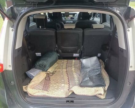 Серый Рено Гранд Сценик, объемом двигателя 1.46 л и пробегом 225 тыс. км за 8000 $, фото 5 на Automoto.ua