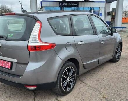 Серый Рено Гранд Сценик, объемом двигателя 1.6 л и пробегом 149 тыс. км за 8500 $, фото 8 на Automoto.ua