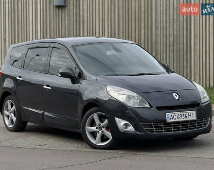 Серый Рено Гранд Сценик, объемом двигателя 1.9 л и пробегом 330 тыс. км за 6650 $, фото 1 на Automoto.ua