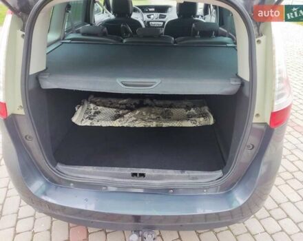 Серый Рено Гранд Сценик, объемом двигателя 1.6 л и пробегом 298 тыс. км за 7200 $, фото 5 на Automoto.ua