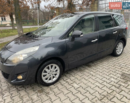 Серый Рено Гранд Сценик, объемом двигателя 1.6 л и пробегом 215 тыс. км за 6850 $, фото 16 на Automoto.ua