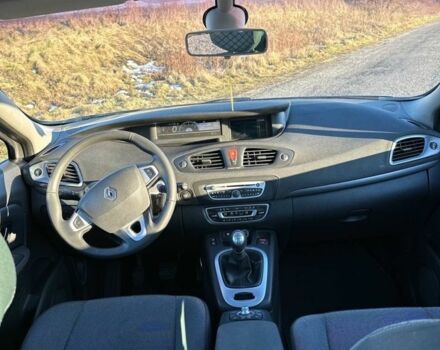 Серый Рено Гранд Сценик, объемом двигателя 1.5 л и пробегом 240 тыс. км за 7500 $, фото 12 на Automoto.ua