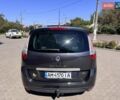 Серый Рено Гранд Сценик, объемом двигателя 1.6 л и пробегом 265 тыс. км за 7500 $, фото 4 на Automoto.ua