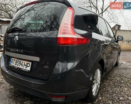 Серый Рено Гранд Сценик, объемом двигателя 1.6 л и пробегом 265 тыс. км за 7950 $, фото 7 на Automoto.ua