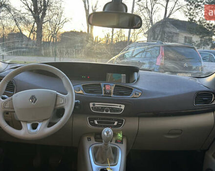 Сірий Рено Гранд Сценік, об'ємом двигуна 1.5 л та пробігом 262 тис. км за 6999 $, фото 22 на Automoto.ua