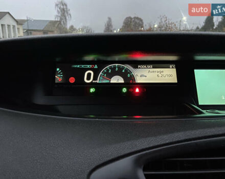 Серый Рено Гранд Сценик, объемом двигателя 1.46 л и пробегом 284 тыс. км за 5950 $, фото 29 на Automoto.ua