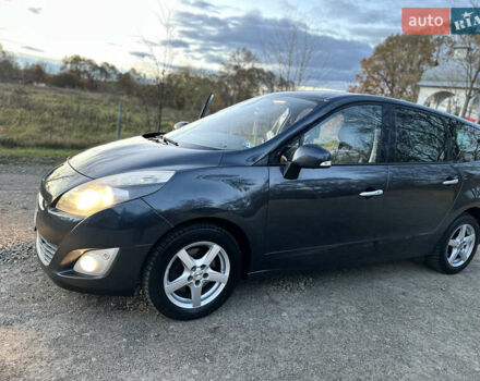 Серый Рено Гранд Сценик, объемом двигателя 1.5 л и пробегом 305 тыс. км за 7200 $, фото 28 на Automoto.ua