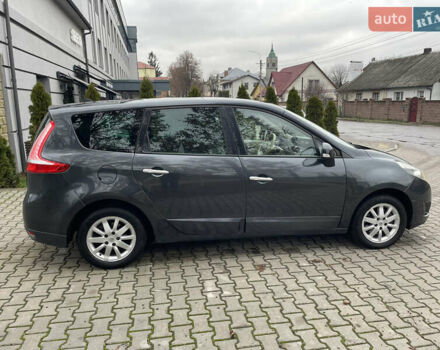 Серый Рено Гранд Сценик, объемом двигателя 1.6 л и пробегом 215 тыс. км за 6850 $, фото 8 на Automoto.ua