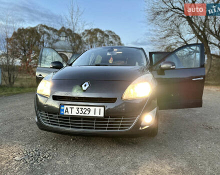 Серый Рено Гранд Сценик, объемом двигателя 1.5 л и пробегом 305 тыс. км за 7200 $, фото 27 на Automoto.ua