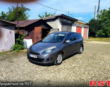 Рено Гранд Сценик 2011 в Стрые на Automoto.ua Серый Рено Гранд Сценик, объемом двигателя 1.5 л и пробегом 300 тыс. км за 6300 $, фото 6 на Automoto.ua