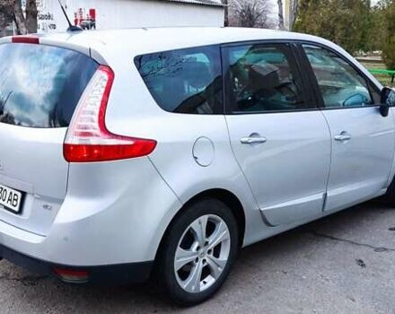 Серый Рено Гранд Сценик, объемом двигателя 1.6 л и пробегом 310 тыс. км за 7300 $, фото 2 на Automoto.ua