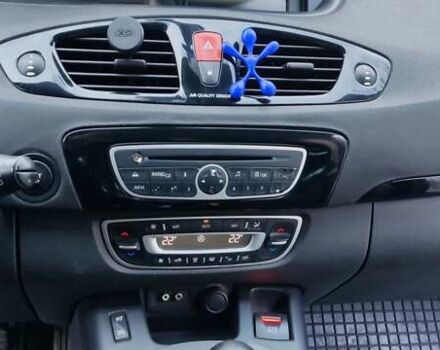 Серый Рено Гранд Сценик, объемом двигателя 1.6 л и пробегом 310 тыс. км за 7300 $, фото 19 на Automoto.ua