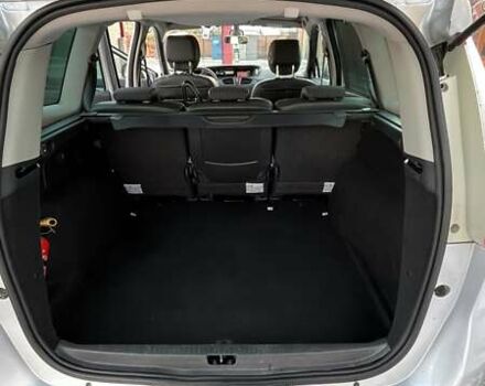 Сірий Рено Гранд Сценік, об'ємом двигуна 1.5 л та пробігом 392 тис. км за 7900 $, фото 8 на Automoto.ua