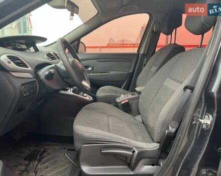 Серый Рено Гранд Сценик, объемом двигателя 1.46 л и пробегом 278 тыс. км за 8490 $, фото 10 на Automoto.ua