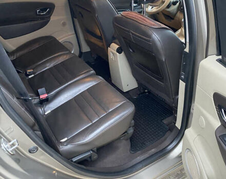 Серый Рено Гранд Сценик, объемом двигателя 1.46 л и пробегом 280 тыс. км за 8000 $, фото 7 на Automoto.ua