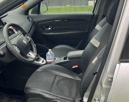 Серый Рено Гранд Сценик, объемом двигателя 1.5 л и пробегом 250 тыс. км за 8000 $, фото 2 на Automoto.ua