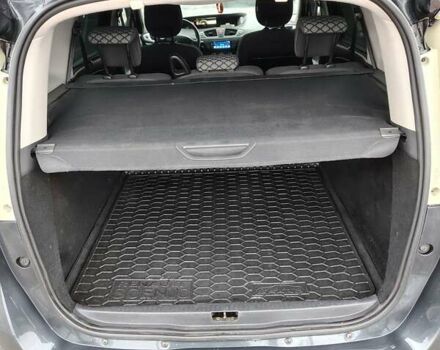 Серый Рено Гранд Сценик, объемом двигателя 1.5 л и пробегом 292 тыс. км за 6700 $, фото 28 на Automoto.ua