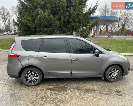 Серый Рено Гранд Сценик, объемом двигателя 1.46 л и пробегом 277 тыс. км за 6900 $, фото 4 на Automoto.ua