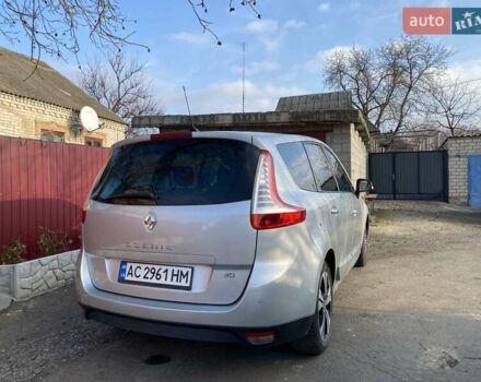 Серый Рено Гранд Сценик, объемом двигателя 1.5 л и пробегом 268 тыс. км за 8000 $, фото 4 на Automoto.ua