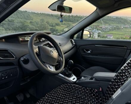 Серый Рено Гранд Сценик, объемом двигателя 1.5 л и пробегом 250 тыс. км за 7300 $, фото 6 на Automoto.ua