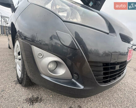 Сірий Рено Гранд Сценік, об'ємом двигуна 1.6 л та пробігом 219 тис. км за 9000 $, фото 59 на Automoto.ua