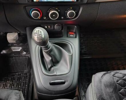 Серый Рено Гранд Сценик, объемом двигателя 1.5 л и пробегом 292 тыс. км за 6700 $, фото 14 на Automoto.ua