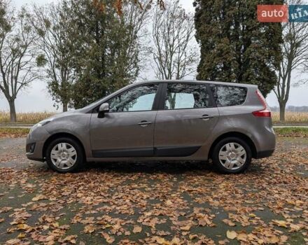 Серый Рено Гранд Сценик, объемом двигателя 1.5 л и пробегом 261 тыс. км за 5999 $, фото 10 на Automoto.ua