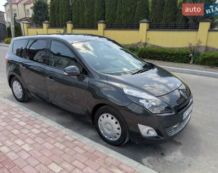 Сірий Рено Гранд Сценік, об'ємом двигуна 1.6 л та пробігом 269 тис. км за 6400 $, фото 2 на Automoto.ua