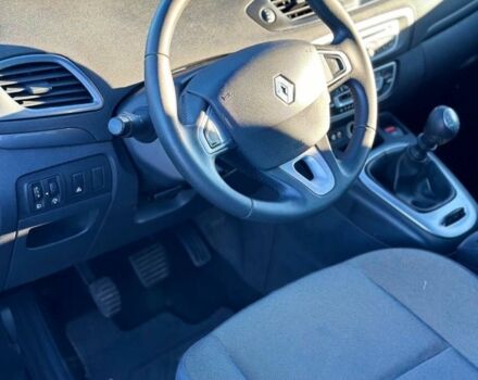 Серый Рено Гранд Сценик, объемом двигателя 1.5 л и пробегом 240 тыс. км за 7500 $, фото 13 на Automoto.ua