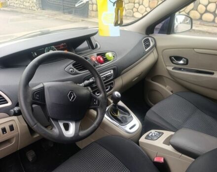 Серый Рено Гранд Сценик, объемом двигателя 1.5 л и пробегом 265 тыс. км за 6850 $, фото 7 на Automoto.ua