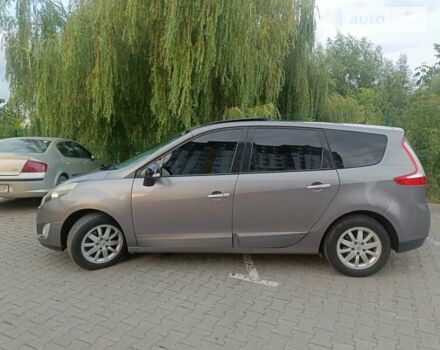 Сірий Рено Гранд Сценік, об'ємом двигуна 1.6 л та пробігом 283 тис. км за 7350 $, фото 3 на Automoto.ua