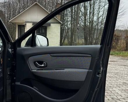 Сірий Рено Гранд Сценік, об'ємом двигуна 1.6 л та пробігом 218 тис. км за 7650 $, фото 13 на Automoto.ua