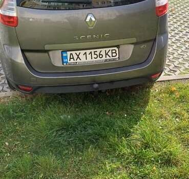 Сірий Рено Гранд Сценік, об'ємом двигуна 1.5 л та пробігом 255 тис. км за 6500 $, фото 3 на Automoto.ua