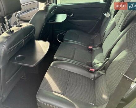 Сірий Рено Гранд Сценік, об'ємом двигуна 1.46 л та пробігом 193 тис. км за 6799 $, фото 10 на Automoto.ua