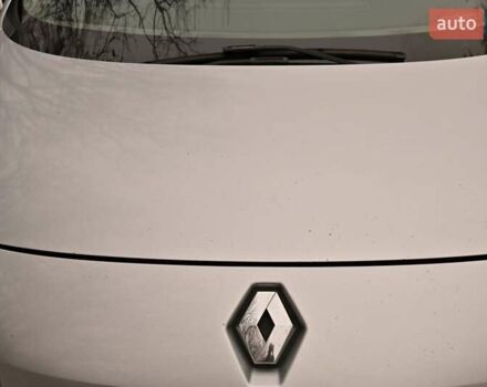 Серый Рено Гранд Сценик, объемом двигателя 1.6 л и пробегом 335 тыс. км за 7400 $, фото 1 на Automoto.ua